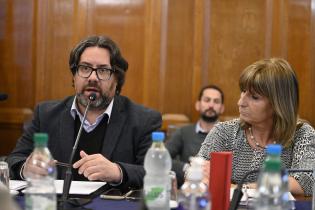 Comparecencia de delegación de la Intendencia ante comisión del Senado por funcionamiento de la UAM Comparecencia de delegación de la Intendencia ante comisión del Senado por funcionamiento de la UAM