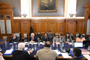 Comparecencia de delegación de la Intendencia ante comisión del Senado por funcionamiento de la UAM Comparecencia de delegación de la Intendencia ante comisión del Senado por funcionamiento de la UAM