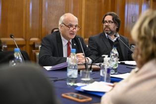 Comparecencia de delegación de la Intendencia ante comisión del Senado por funcionamiento de la UAM Comparecencia de delegación de la Intendencia ante comisión del Senado por funcionamiento de la UAM