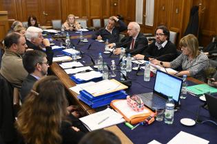 Comparecencia de delegación de la Intendencia ante comisión del Senado por funcionamiento de la UAM