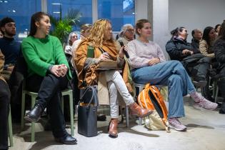 Presentación del libro «Los nietos te cuentan cómo fue», en el Espacio Colabora Presentación del libro «Los nietos te cuentan cómo fue», en el Espacio Colabora