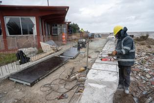 Obras de reacondicionamiento en el de paseo de los Pescadores Obras de reacondicionamiento en el de paseo de los Pescadores