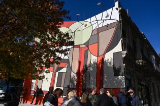 Inauguración de espacio publico, mural y escultura en La Comercial 