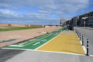 Ciclovía de la rambla entre calles Sarandí y Carlos María Morales 