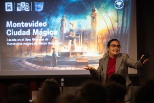 Función de Teatro en el Aula en la Feria del Libro Infantil y Juvenil Función de Teatro en el Aula en la Feria del Libro Infantil y Juvenil