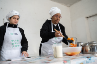 Jornada de curso práctico de Cocina Uruguay, en el barrio 1° de Mayo