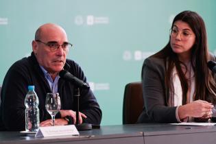 Conferencia de prensa Auto al día, la Intendencia de Montevideo inicia un relevamiento de los vehículos con multa Conferencia de prensa Auto al día, la Intendencia de Montevideo inicia un relevamiento de los vehículos con multa