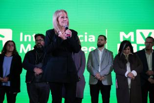 Acto de cierre de gestión de la Intendenta Ing. Carolina Cosse Acto de cierre de gestión de la Intendenta Ing. Carolina Cosse