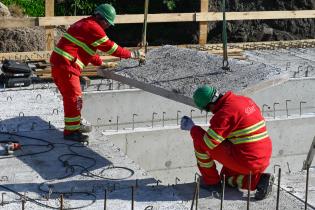 Obra de alcantarillado en Av. de las Instrucciones y Cno. Paso del Andaluz