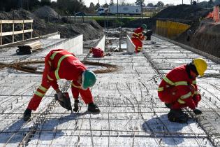 Obra de alcantarillado en Av. de las Instrucciones y Cno. Paso del Andaluz
