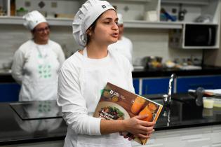 Curso básico de Cocina Uruguay para personas migrantes, en el MAM Curso básico de Cocina Uruguay para personas migrantes, en el MAM