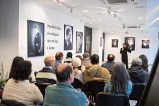 Charla con Leo Barizzoni en exposición del Muhar Charla con Leo Barizzoni en exposición del Muhar
