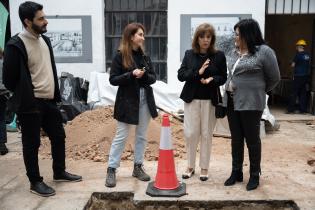 Rueda de prensa de María Inés Obaldía por por hallazgos de restos coloniales en el Cabildo de Montevideo Rueda de prensa de María Inés Obaldía por por hallazgos de restos coloniales en el Cabildo de Montevideo