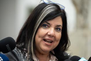 Rueda de prensa de María Inés Obaldía por por hallazgos de restos coloniales en el Cabildo de Montevideo Rueda de prensa de María Inés Obaldía por por hallazgos de restos coloniales en el Cabildo de Montevideo