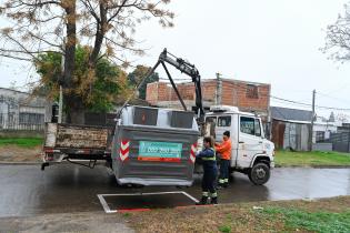 Rotación de contenedores en el Municipio A Rotación de contenedores en el Municipio A, 6 de agosto de 2024