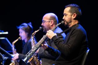 Gira barrial de la Banda Sinfónica de Montevideo, espectáculo Seis Saxos Gira barrial de la Banda Sinfónica de Montevideo, espectáculo Seis Saxos
