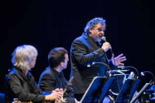 Gira barrial de la Banda Sinfónica de Montevideo, espectáculo Seis Saxos Gira barrial de la Banda Sinfónica de Montevideo, espectáculo Seis Saxos