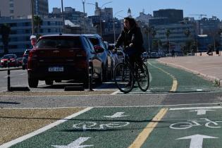 Avance de obras de la ciclovía de la Rambla Avance de obras de la ciclovía de la Rambla