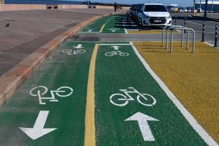 Avance de obras de la ciclovía de la Rambla Avance de obras de la ciclovía de la Rambla