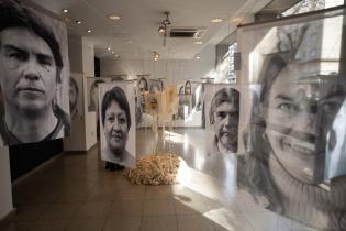 Exposición Visibles en el MUHAR Exposición Visibles en el MUHAR
