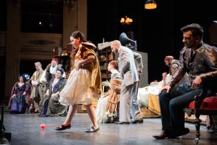 Espectáculo de la temporada Lírica del teatro Solís Espectáculo de la temporada Lírica del teatro Solís