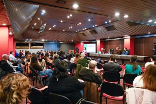 Guía para el Acompañamiento de Familiares y Referentes de personas con uso problemático de sustancias psicoactivas Guía para el Acompañamiento de Familiares y Referentes de personas con uso problemático de sustancias psicoactivas