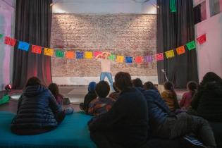 Función de teatro y títeres en la Galponera Función de teatro y títeres en la Galponera