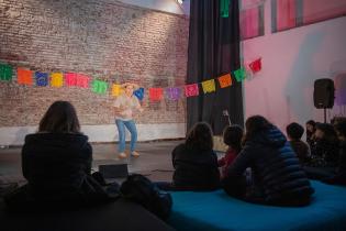 Función de teatro y títeres en la Galponera Función de teatro y títeres en la Galponera