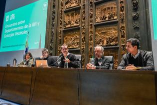 Encuentro entre Departamentos de la Intendencia y los Concejos Vecinales