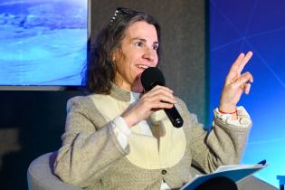 Mesa 3 : Autonomía Económica y empoderamiento de las mujeres Mesa 3 : Autonomía Económica y empoderamiento de las mujeres