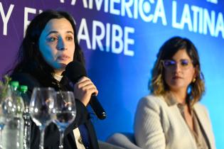 Mesa 3 : Autonomía Económica y empoderamiento de las mujeres Mesa 3 : Autonomía Económica y empoderamiento de las mujeres