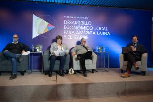 Mesa 7: Trabajo decente, empleo y justicia social en el contexto de la gestión pública Mesa 7: Trabajo decente, empleo y justicia social en el contexto de la gestión pública