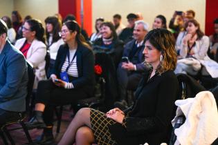 Mesa 6: La movilidad humana con una mirada de desarrollo económico local Mesa 6: La movilidad humana con una mirada de desarrollo económico local