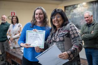 Entrega de diplomas a egresados de la Escuela de Jardinería