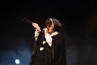Espectáculo de Pop Queer, en el marco de la apertura del Mes de la Diversidad Espectáculo de Pop Queer, en el marco de la apertura del Mes de la Diversidad