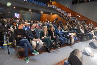Charla de los los candidatos a la presidencia, Yamandú Orsi y Pablo Mieres en el congreso URUGUAY LGBT+ Summit Pride Connection Montevideo 2024 Charla de los los candidatos a la presidencia, Yamandú Orsi y Pablo Mieres en el congreso URUGUAY LGBT+ Summit Pride Connection Montevideo 2024