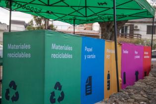 Ecocentro móvil en la feria de plaza de los Olímpicos 