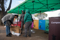 Ecocentro móvil en la feria de plaza de los Olímpicos 