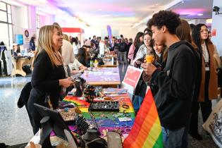 Feria en el Congreso URUGUAY LGBT+ Summit Pride Connection Montevideo 2024 Feria en el Congreso URUGUAY LGBT+ Summit Pride Connection Montevideo 2024