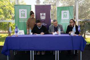 Firma de convenio de la Intendencia de Montevideo con el Municipio B y el Club Defensor Sporting Firma de convenio de la Intendencia de Montevideo con el Municipio B y el Club Defensor Sporting