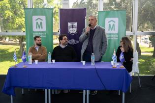 Firma de convenio de la Intendencia de Montevideo con el Municipio B y el Club Defensor Sporting Firma de convenio de la Intendencia de Montevideo con el Municipio B y el Club Defensor Sporting