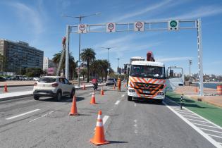 Nuevos carteles de límite de velocidad en la Rambla y Carlos María Morales Nuevos carteles de límite de velocidad en la Rambla y Carlos María Morales
