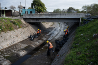 Trabajos de limpieza en cantera del barrio Marconi