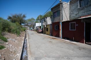 Asfaltado de las calles Cno. Hudson y Pasaje la Vía, en el barrio Maldonado Asfaltado de las calles Cno. Hudson y Pasaje la Vía, en el barrio Maldonado