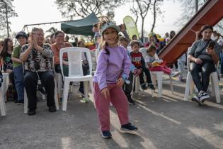 Actividades en plaza Estado de Israel por el día de las plazas y los barrios