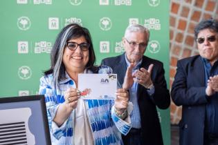 Lanzamiento del sello conmemorativo de los 80 años del Teatro de Verano