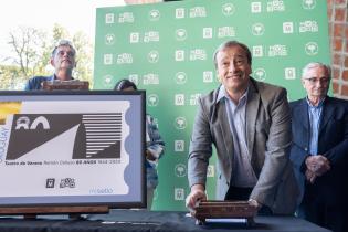 Lanzamiento del sello conmemorativo de los 80 años del Teatro de Verano Lanzamiento del sello conmemorativo de los 80 años del Teatro de Verano