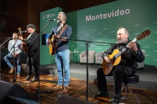 Presentación de «El Matrero», de Walter Serrano Abella y Javier Vaz en la Feria Internacional del Libro Presentación de «El Matrero», de Walter Serrano Abella y Javier Vaz en la Feria Internacional del Libro