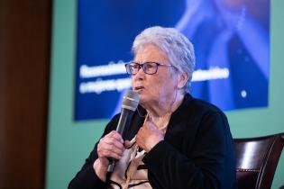 Ceremonia de reconocimiento, Estela García: Mujeres que transforman Montevideo