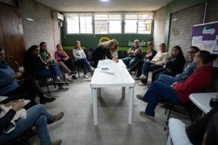 Plan Integral Cuenca Casavalle: Taller «Hacia la construcción de una estrategia territorial del municipio D» Plan Integral Cuenca Casavalle: Taller «Hacia la construcción de una estrategia territorial del municipio D»